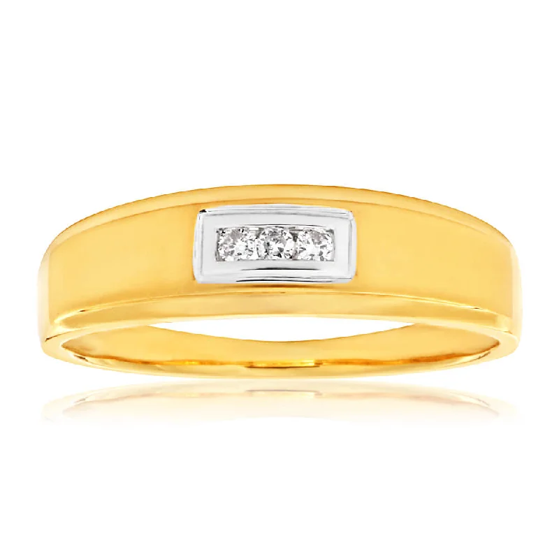 Platinum engagement ring with diamonds for women-9ct Yellow Gold Matt Polished Gents Ring with 3 Diamonds