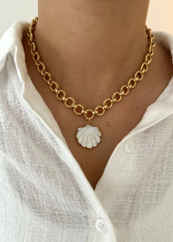 Layered gold necklace for women-South Hill Shell Necklace - Chunky Chain