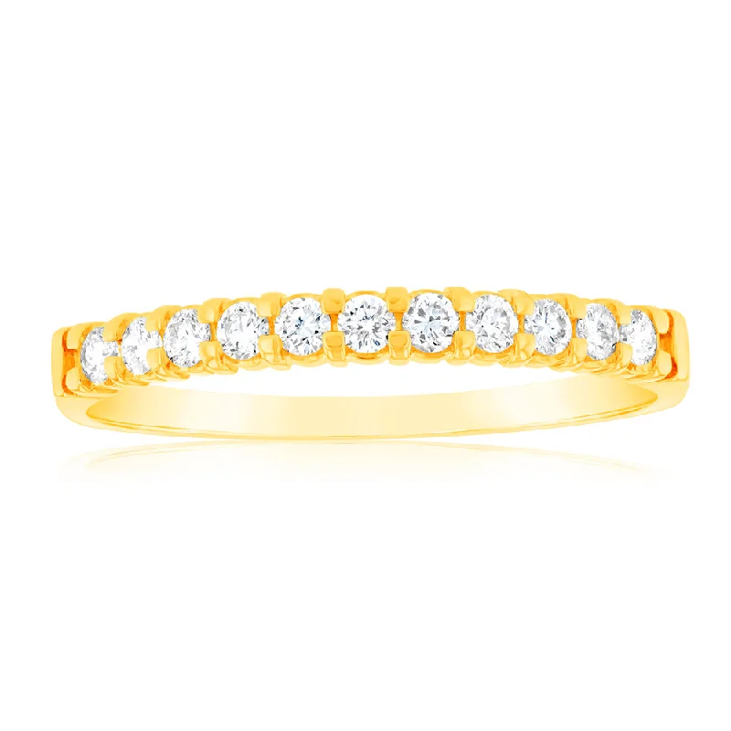 Affordable diamond engagement ring for women-18ct Yellow Gold Ring With 1/4 Carat Diamonds