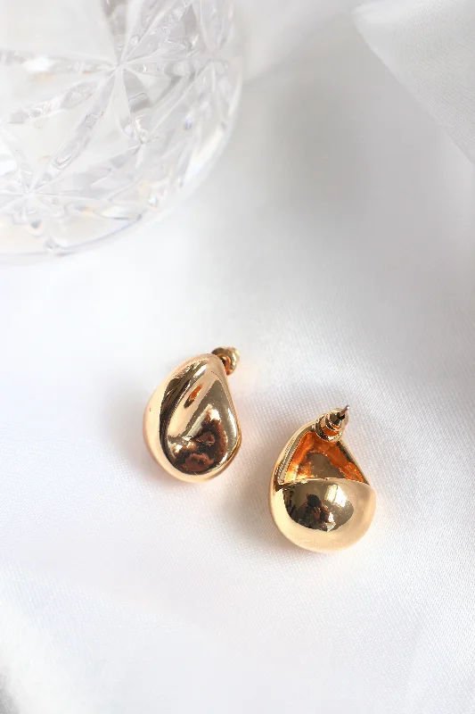 Vintage diamond earrings for women-Golden Teardrop Earrings