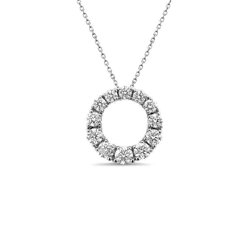 Oval pendant necklace for women-Graduating Diamond Circle Pendant