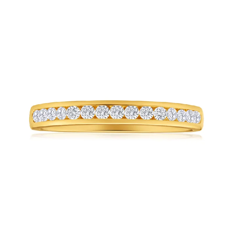 Custom oval engagement ring for women-18ct Yellow Gold Ring With 0.25 Carats Of Brilliant Cut Diamonds