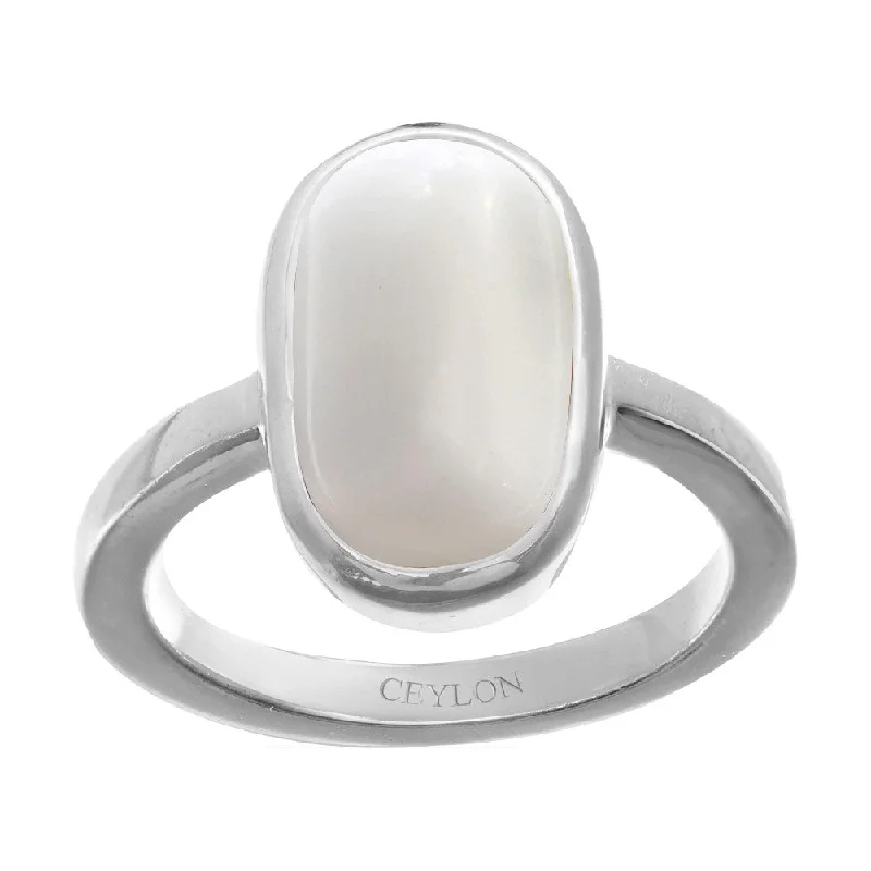 Wedding rings with gemstones for women-Ceylon Gems White Coral Safed Moonga 4.8cts or 5.25ratti stone Elegant Silver Ring