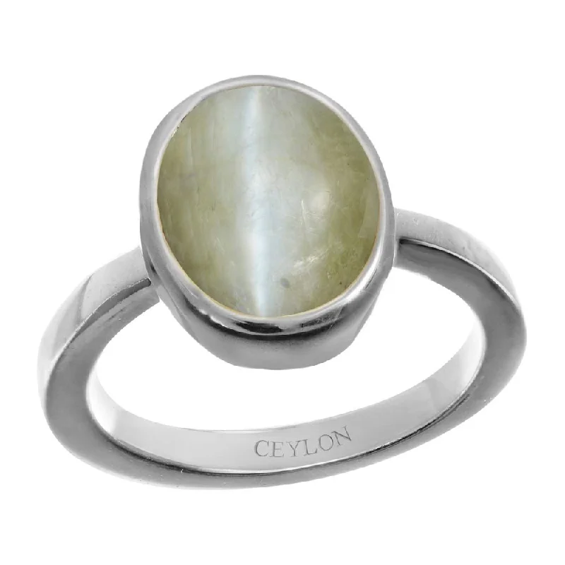 Two-tone engagement ring for women-Ceylon Gems Chrysoberyl cat's eye Lehsunia 4.8cts or 5.25ratti stone Elegant Silver Ring